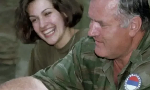 Ratko Mladić, la figlia Ana e gli onori di Stato: il padre che pianse una figlia e tolse i figli agli altri