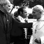 Tra la Croce e i blocchi: quando la Chiesa rischia di confondere il Vangelo con il potere
