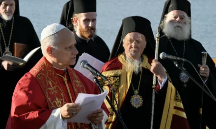 Leone XIV ai vescovi del mondo arabo: la Chiesa non vince con la forza, resta accanto agli uomini