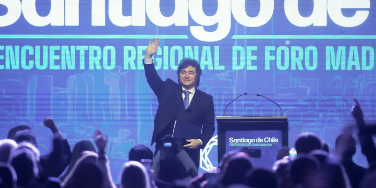 Milei, Pinochet e il Forum di Madrid: l’ultradestra globale che rischia di dimenticare le vittime