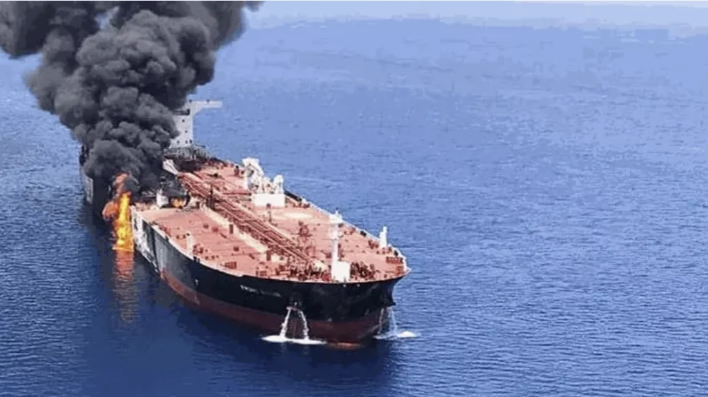 Iran-USA, la guerra entra nel petrolio: petroliere distrutte e missili sulle basi americane in Giordania